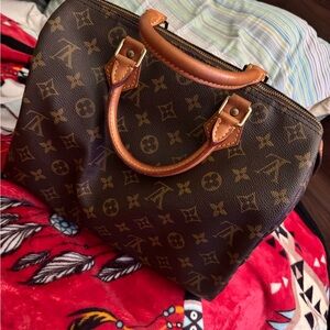 Authentic Louis Vuitton Speedy 35